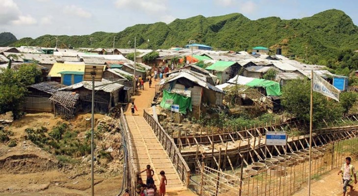 রোহিঙ্গা ক্যাম্পে সন্ত্রাসীদের গুলিতে নিহত ১